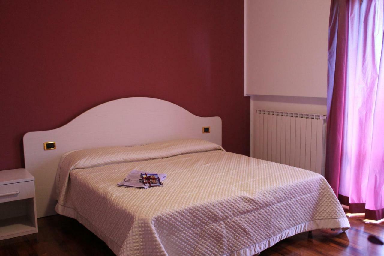 Il Mandorlo B&B Civitanova Alta Exterior foto